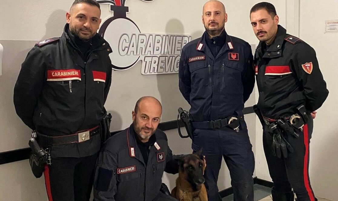 Omicidio di Pontirolo, il cane Cooper trova l’arma del delitto